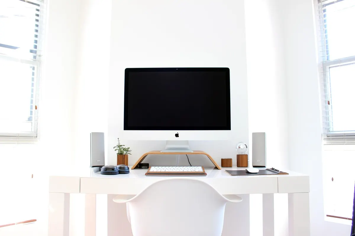Computer desk