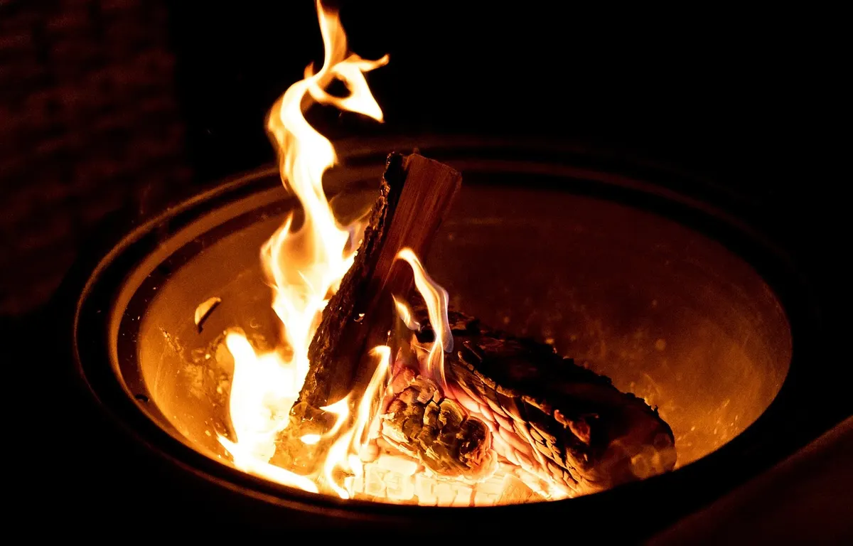 Fire pit