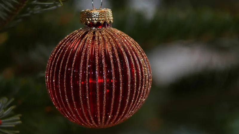 Christmas ornament tree