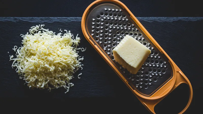 Cheese grater lemon